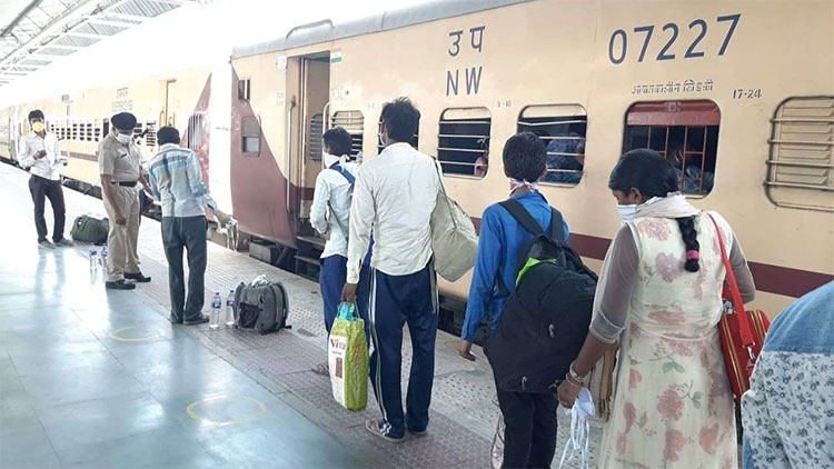 phones and laptops charging at night in trains not allowed 