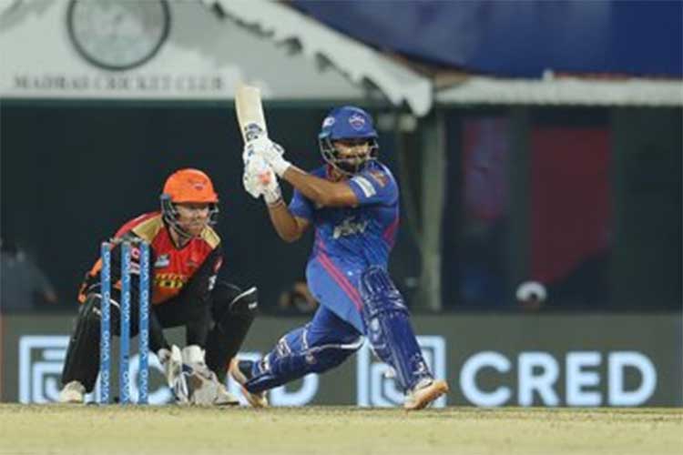 delhi won in super over against hyderabad in ipl 2021 20th match 