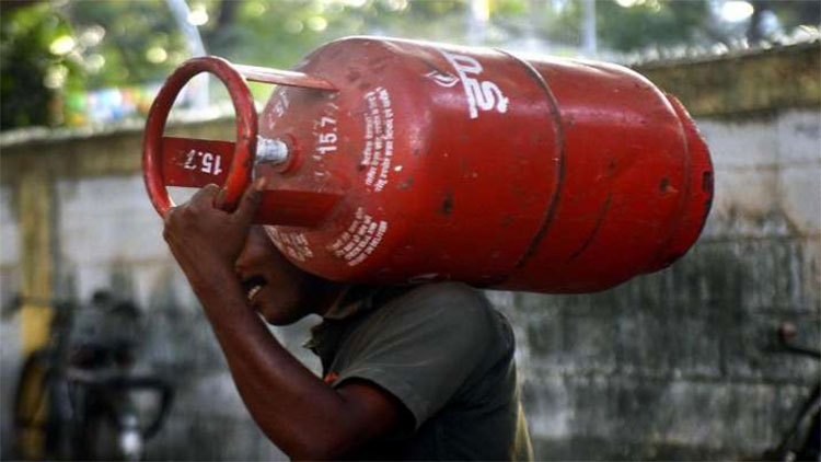 get lpg cylinder for rs 8 only in this way 