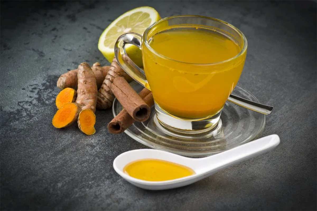 health benefits of drinking turmeric tea 