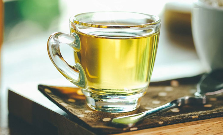 taking green tea excessively can cause side effects know the limit 