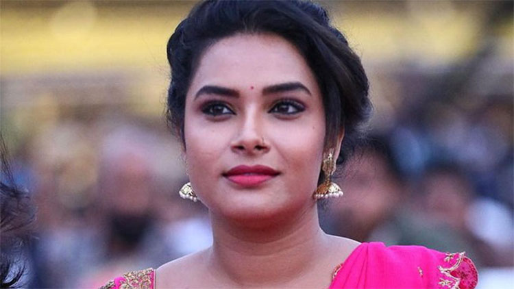 hariteja posted pics of her daughter bhumi deepak rao 