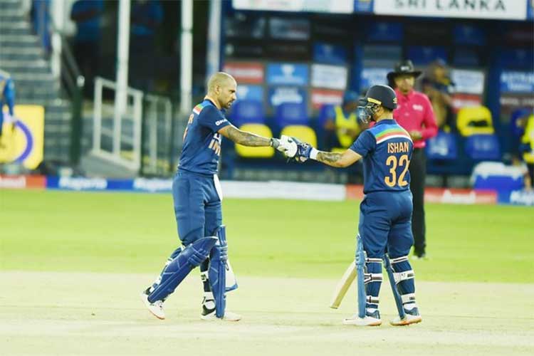 India won by 7 wickets against srilanks in first one day 