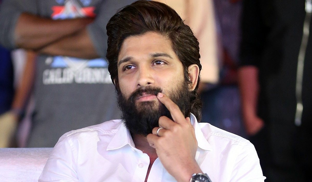 Allu Arjun became brand ambassador for sri chaithanya institutes 