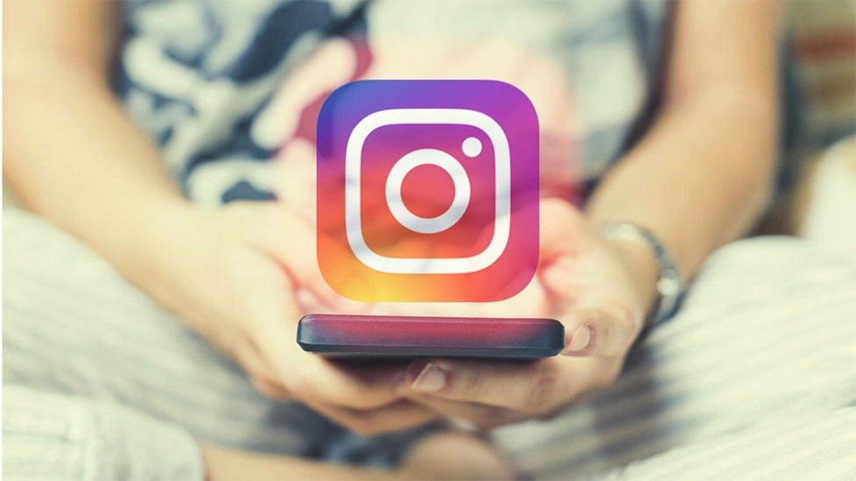 Instagram services down again this is second time 