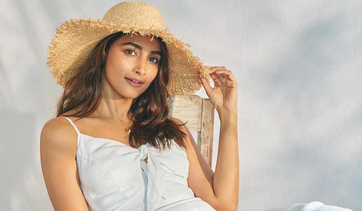 Pooja Hegde : పండుగ‌ల బ‌రిలో బుట్ట బొమ్మ సినిమాల‌న్నీ హిట్టే.. మ‌రి ఈ పండుగ క‌ల‌సి వ‌స్తుందా ? 