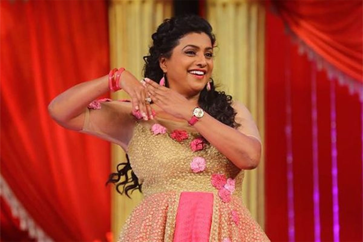 mla roja mother in law says she did not watch Jabardasth 