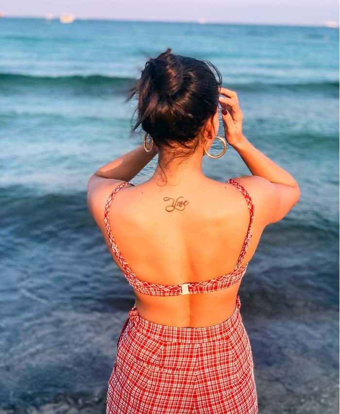 Samantha would remove the tattoos or not 