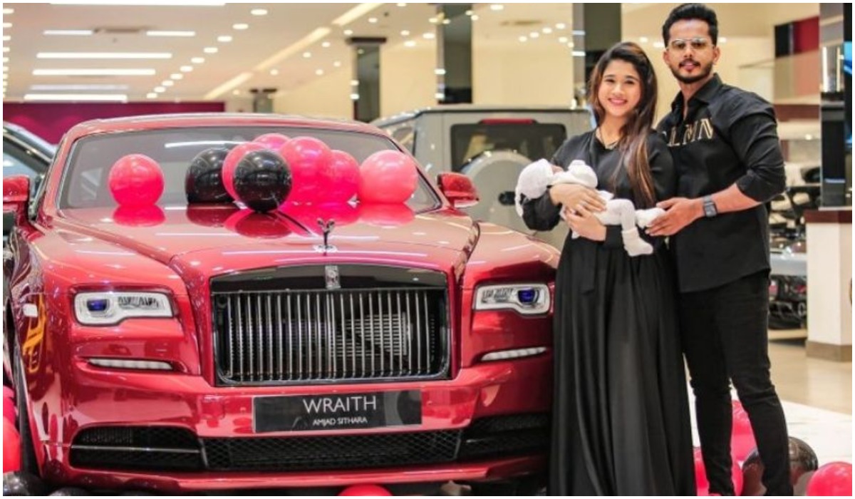 Viral man given rs 3 crore car as birth day gift to his wife 