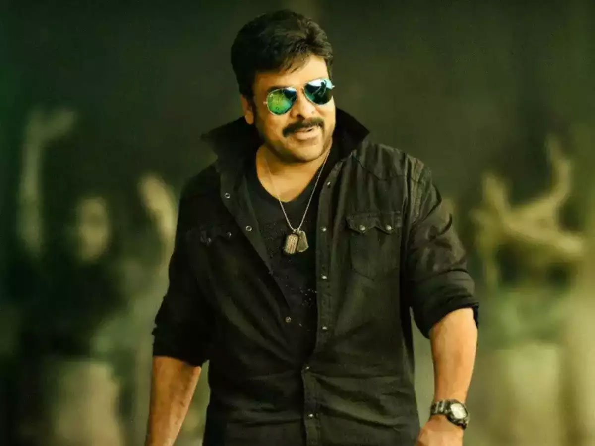Chiranjeevi to act in conedy entertainer with director maruthi 