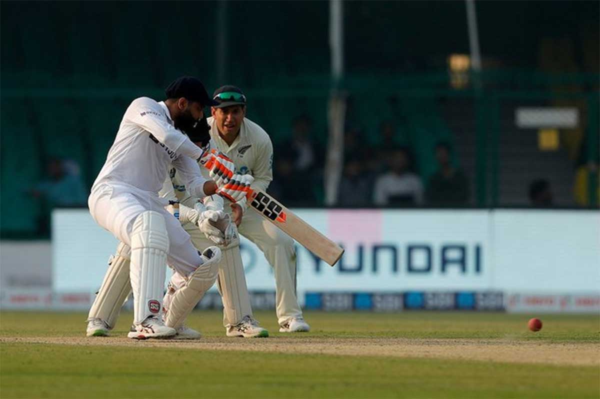 India vs Newzealand kanpur test india made 258 runs on first days play 
