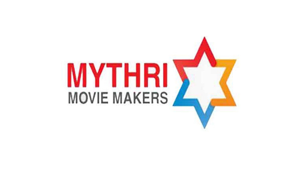 Tollywood fans are very angry on mythri movie makers 