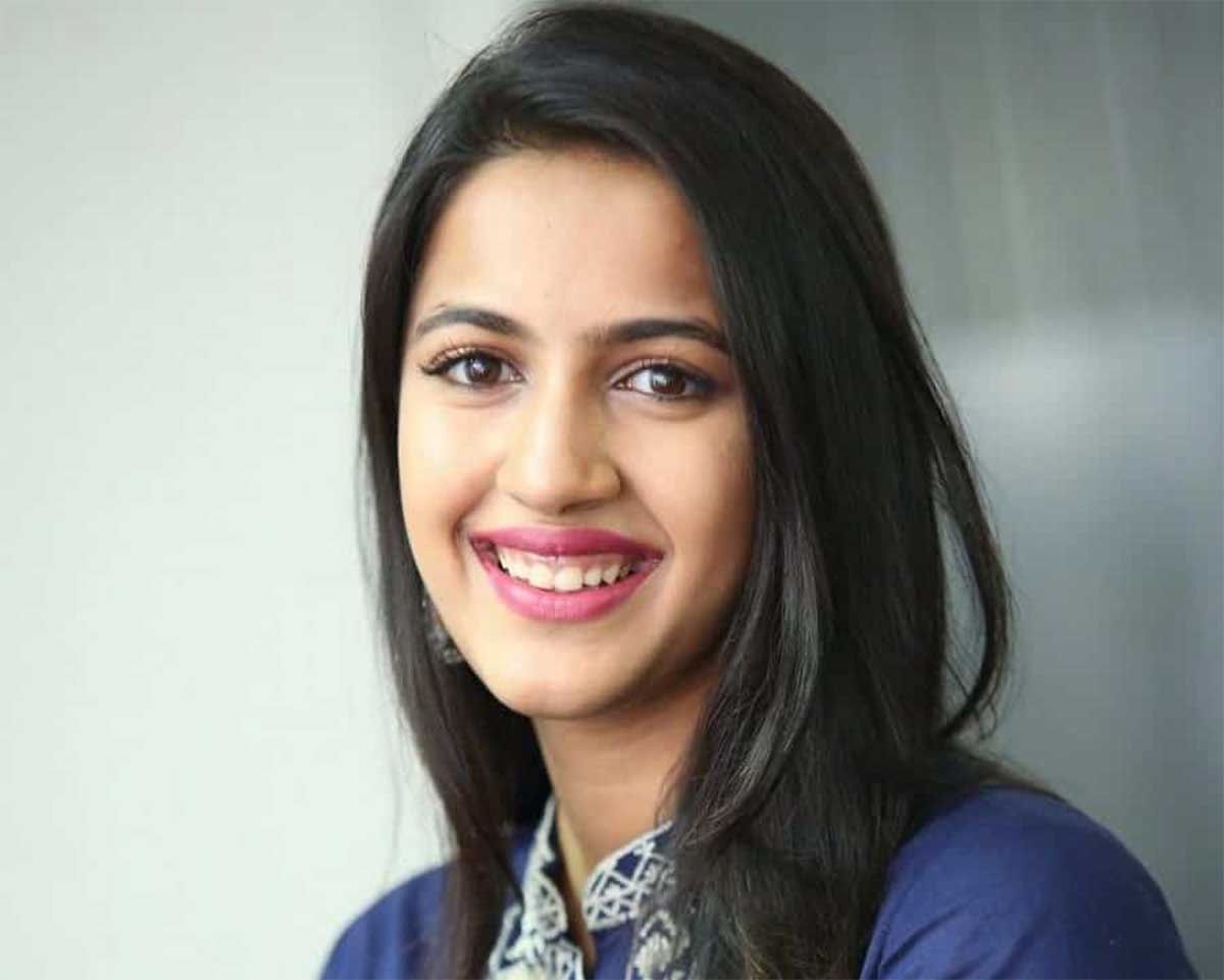 do you know who will Niharika as pandi 