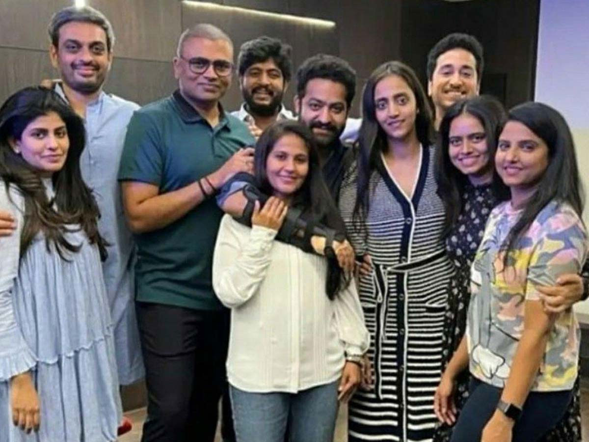 NTR partied with friend and family members 