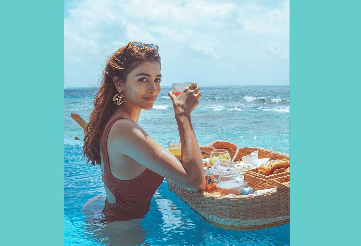 Pooja Hegde enjoying in maldives photos viral 
