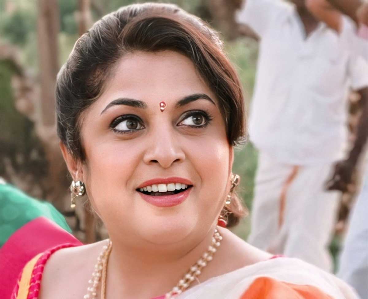audience thrown sandals on Ramya Krishna when narasimha released 