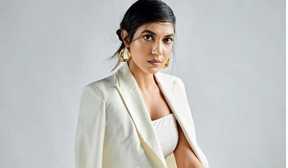 Reethu Varma  latest white dress photos trending in social media 