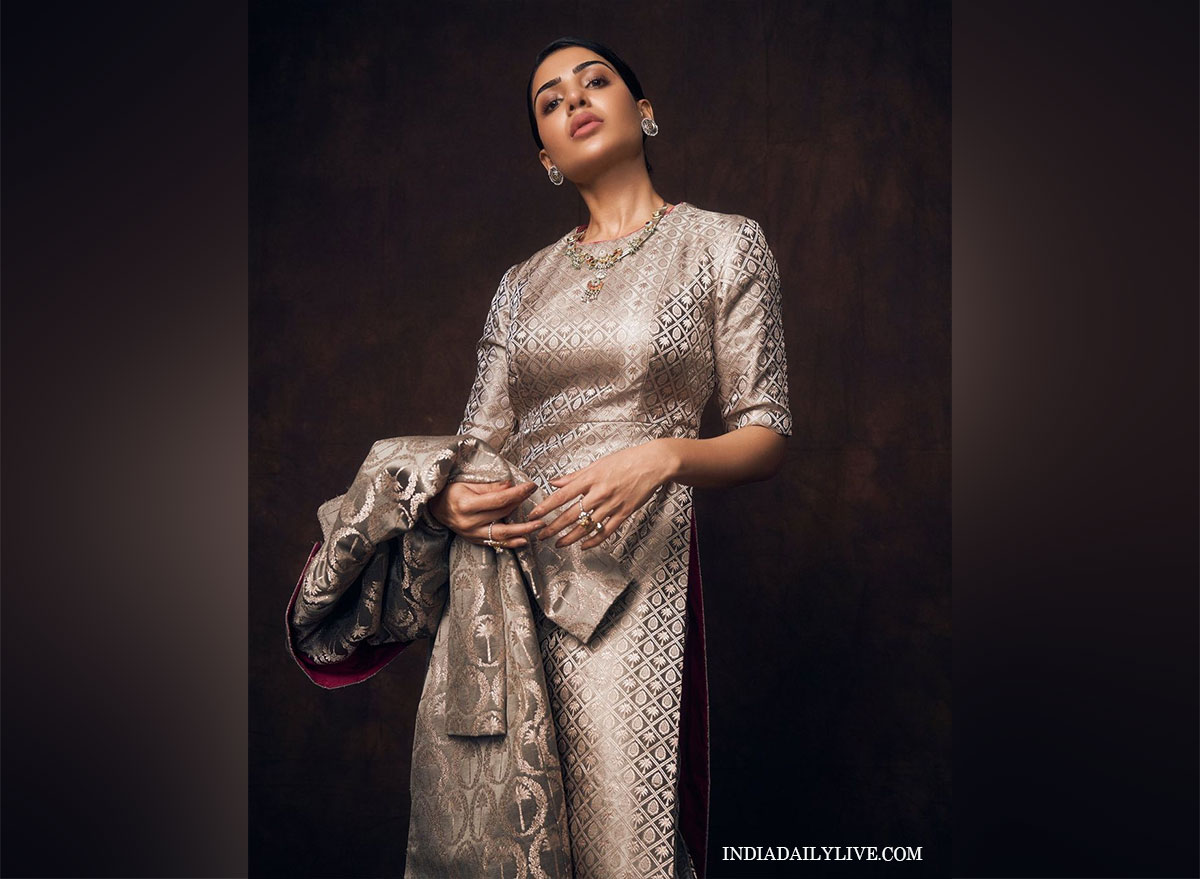 Samantha new golden color dress photos viral 