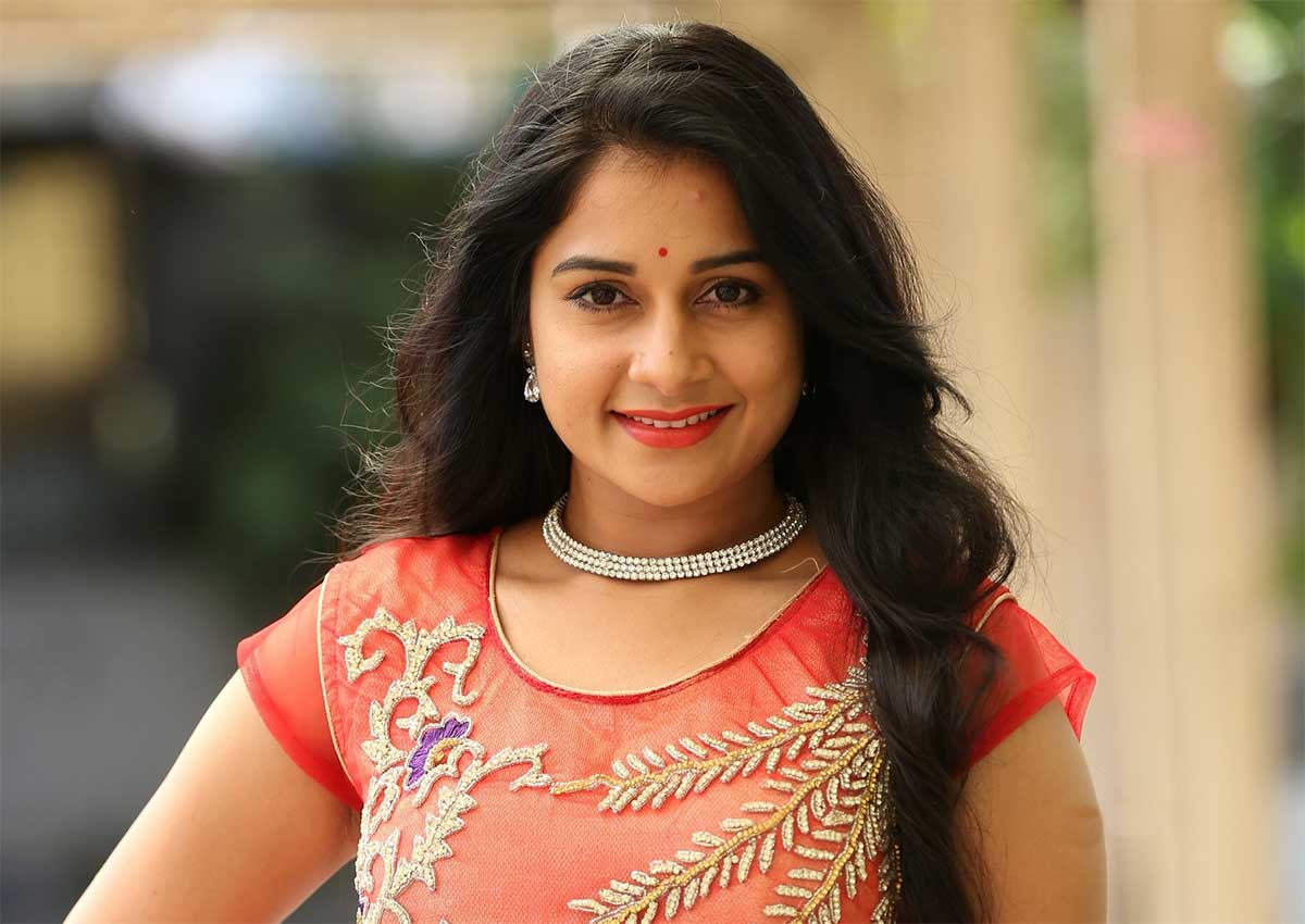 Sudeepa  nuvvu naku nachav fame pinky see how beautiful she is 
