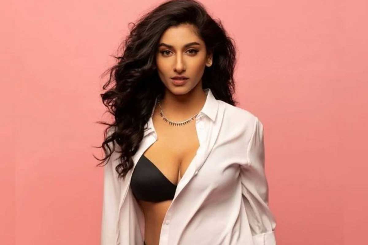 Anchor Vishnu Priya said by that time her marriage will happen 
