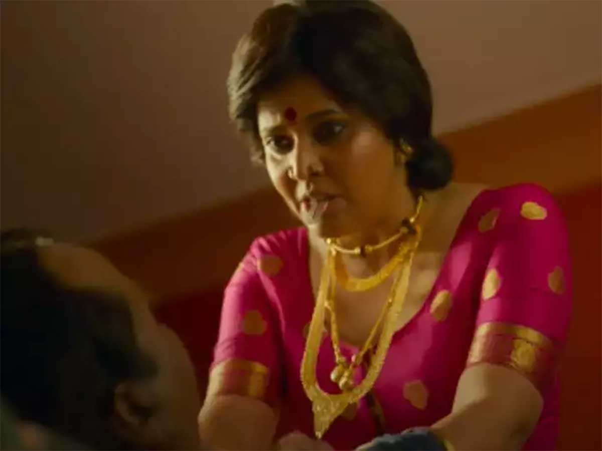 Pushpa Movie anasuya bhardwaj on sunil her scene is making fans thrill 