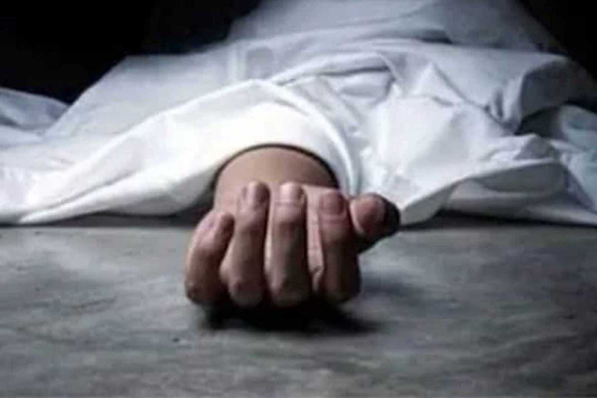 brother and mother killed her because of her love marriage 