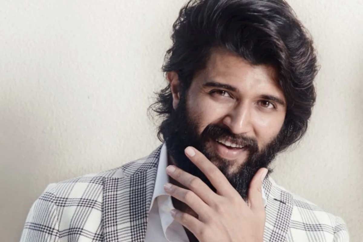 sara ali khan comments about Vijay Devarakonda  viral 