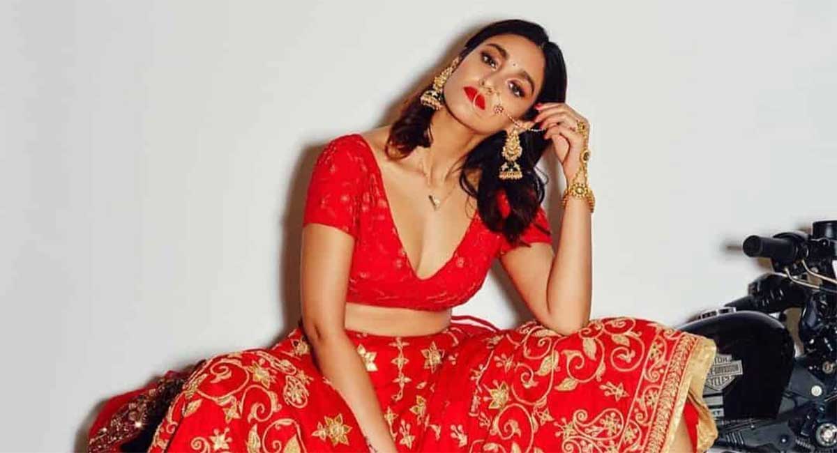 Ileana new bridal dress trending in social media 