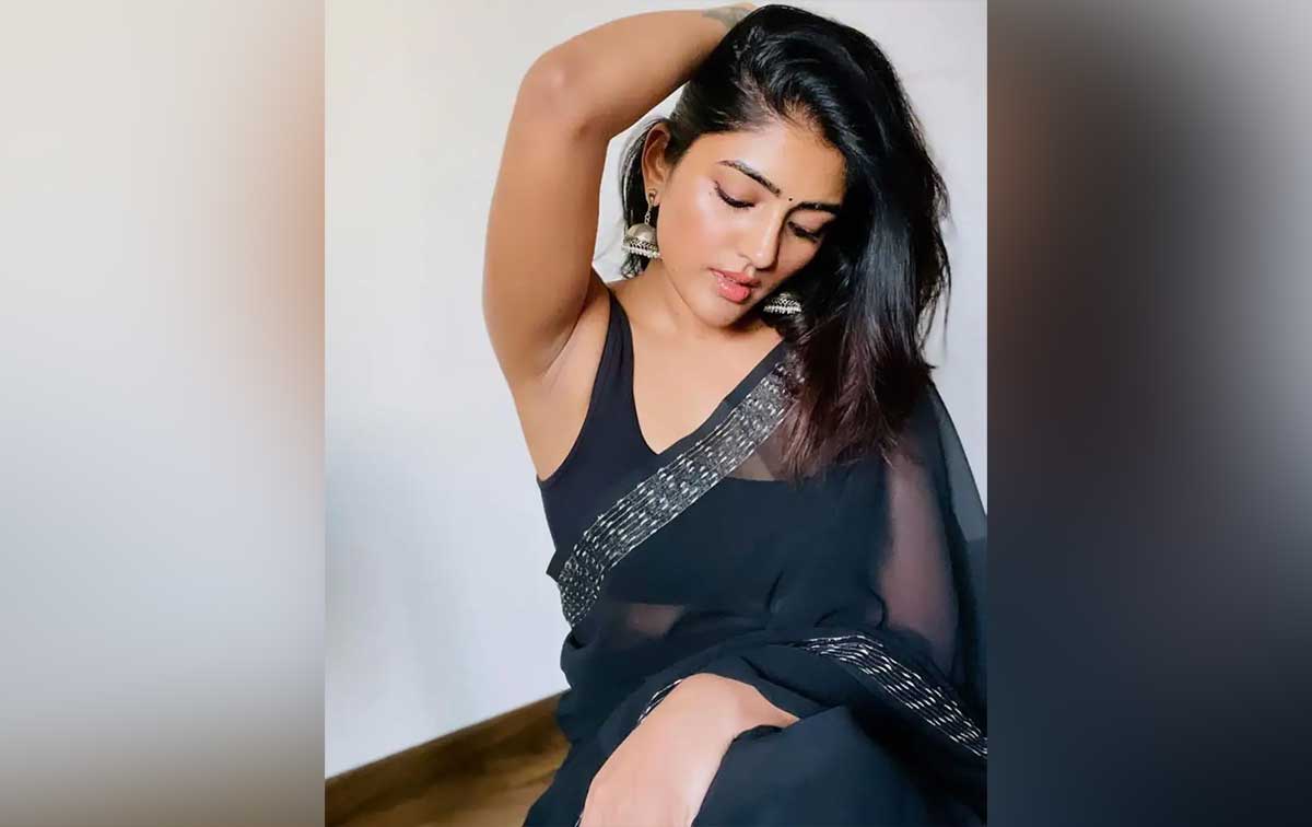 Eesha Rebba in black color saree latest photos 