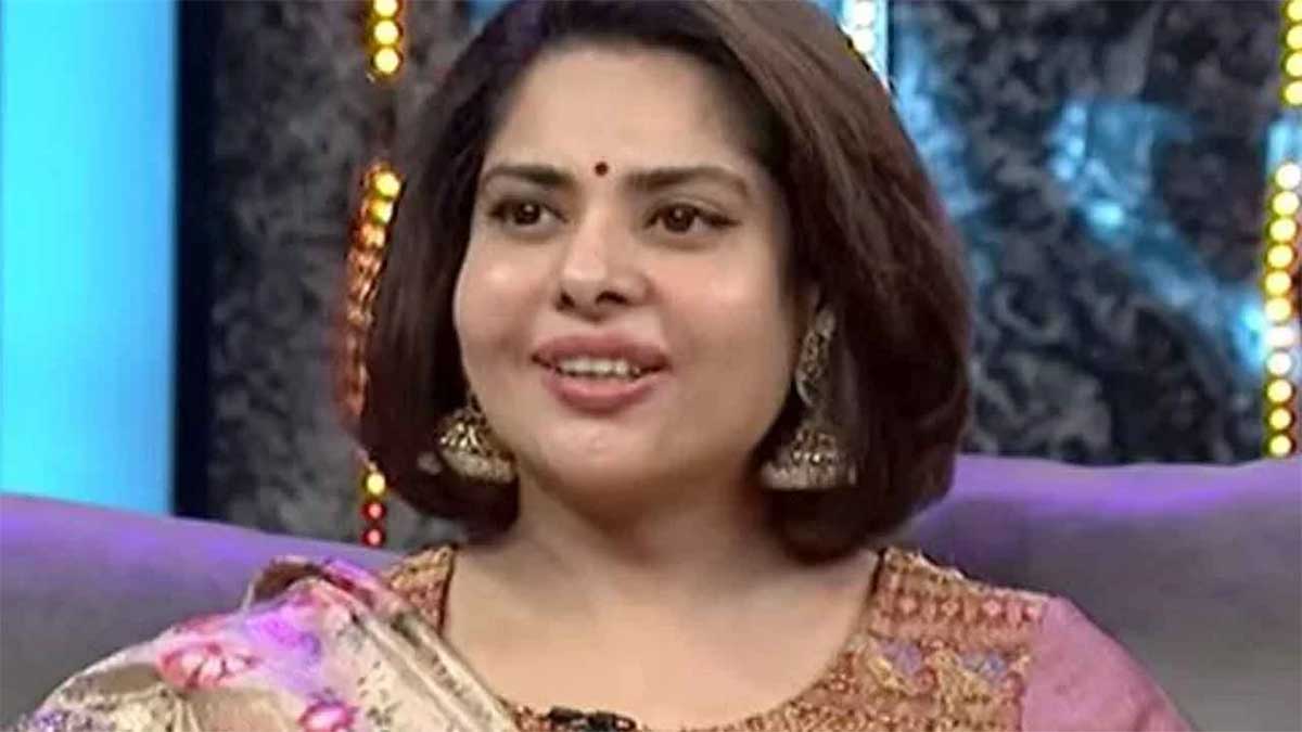 Maheshwari said ram gopal varma cheated her at that time 