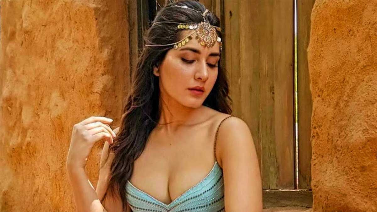 Rashi Khanna started her own youtube channel 