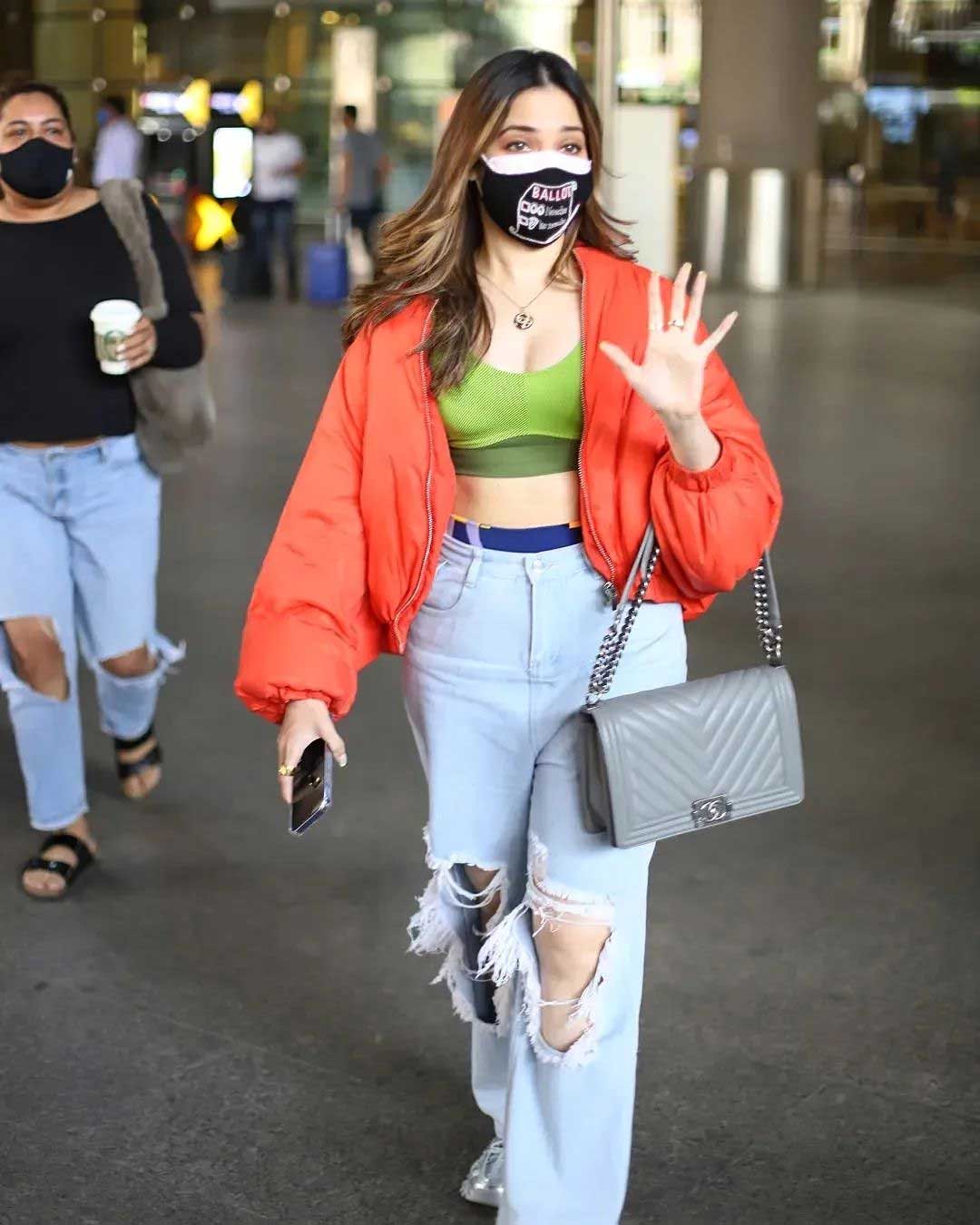 Tamanna appeared at airport with torn jeans 