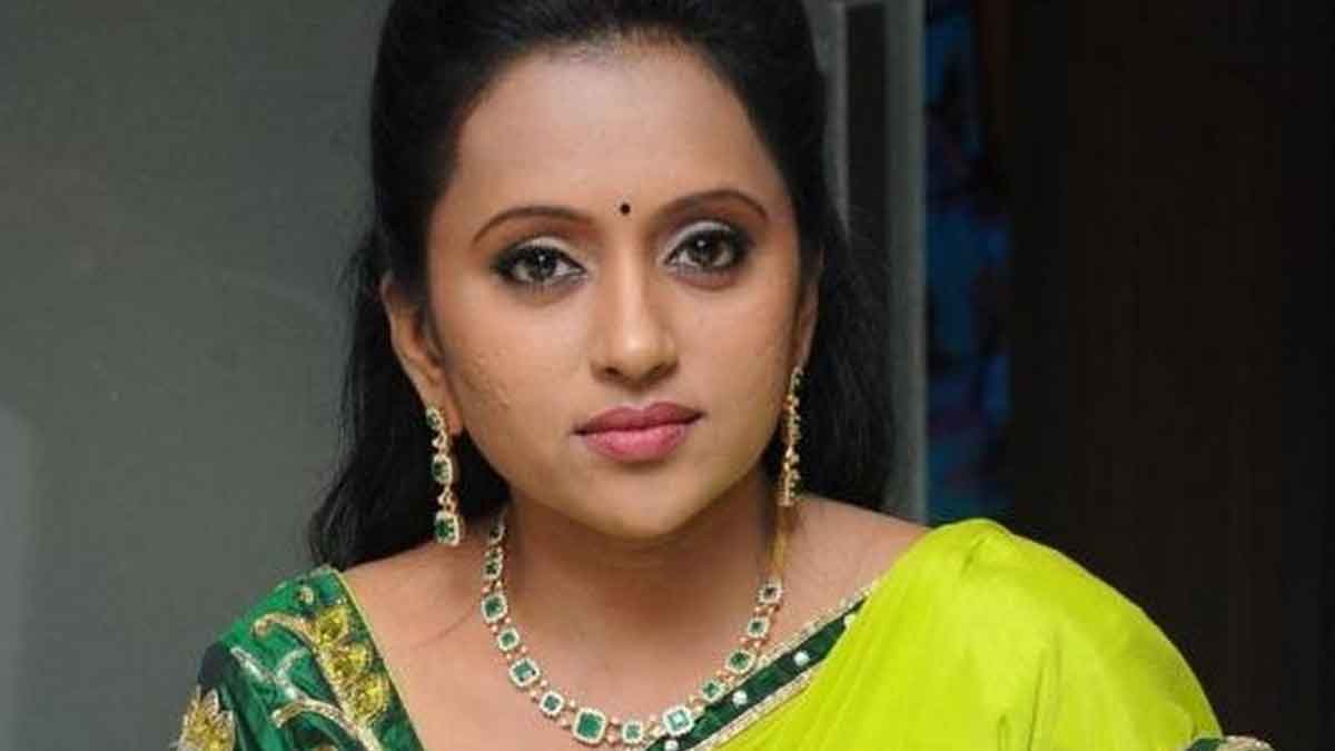 do you know about anchor suma marriage saree and its cost 
