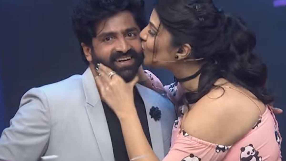 shekhar master told about srimukhi incident 